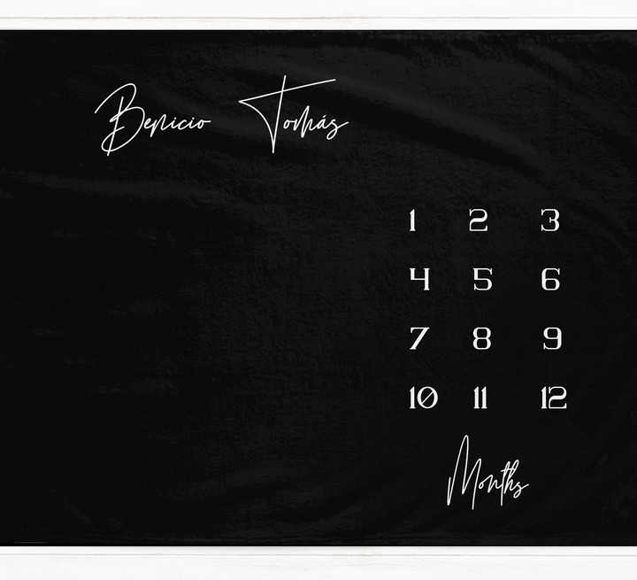 a black and white photo of a calendar